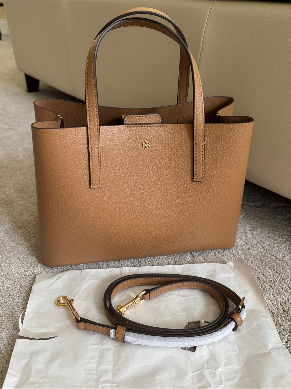 Tory Burch Blake Small Tote - Picture 5 of 12